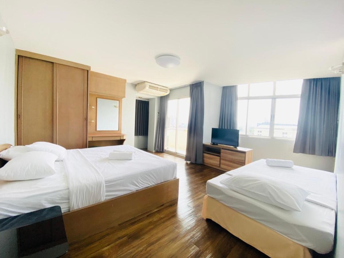 City Residence Bangkok Bagian luar foto